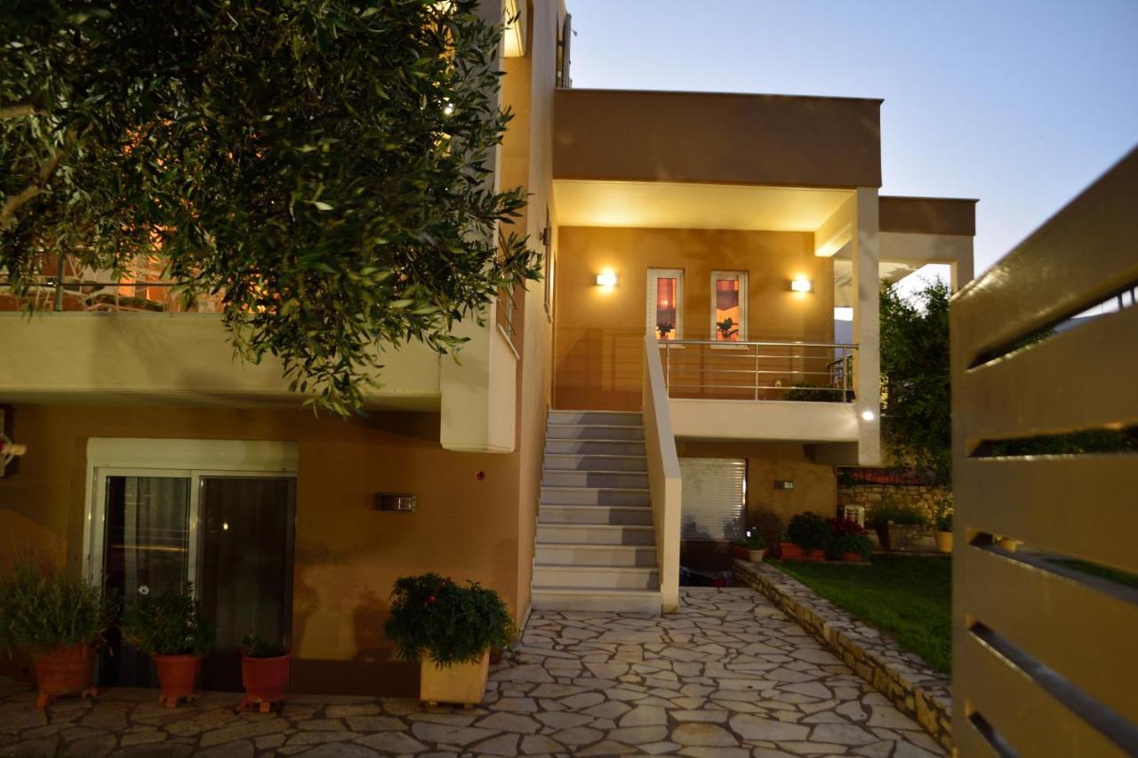 Fou'S Apartment Nafpaktos Ngoại thất bức ảnh