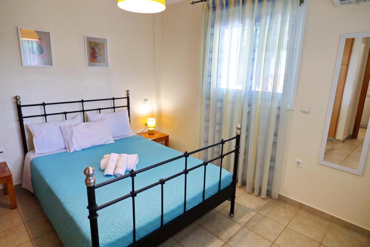 Fou'S Apartment Nafpaktos Ngoại thất bức ảnh