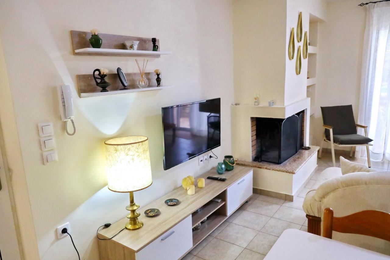 Fou'S Apartment Nafpaktos Ngoại thất bức ảnh